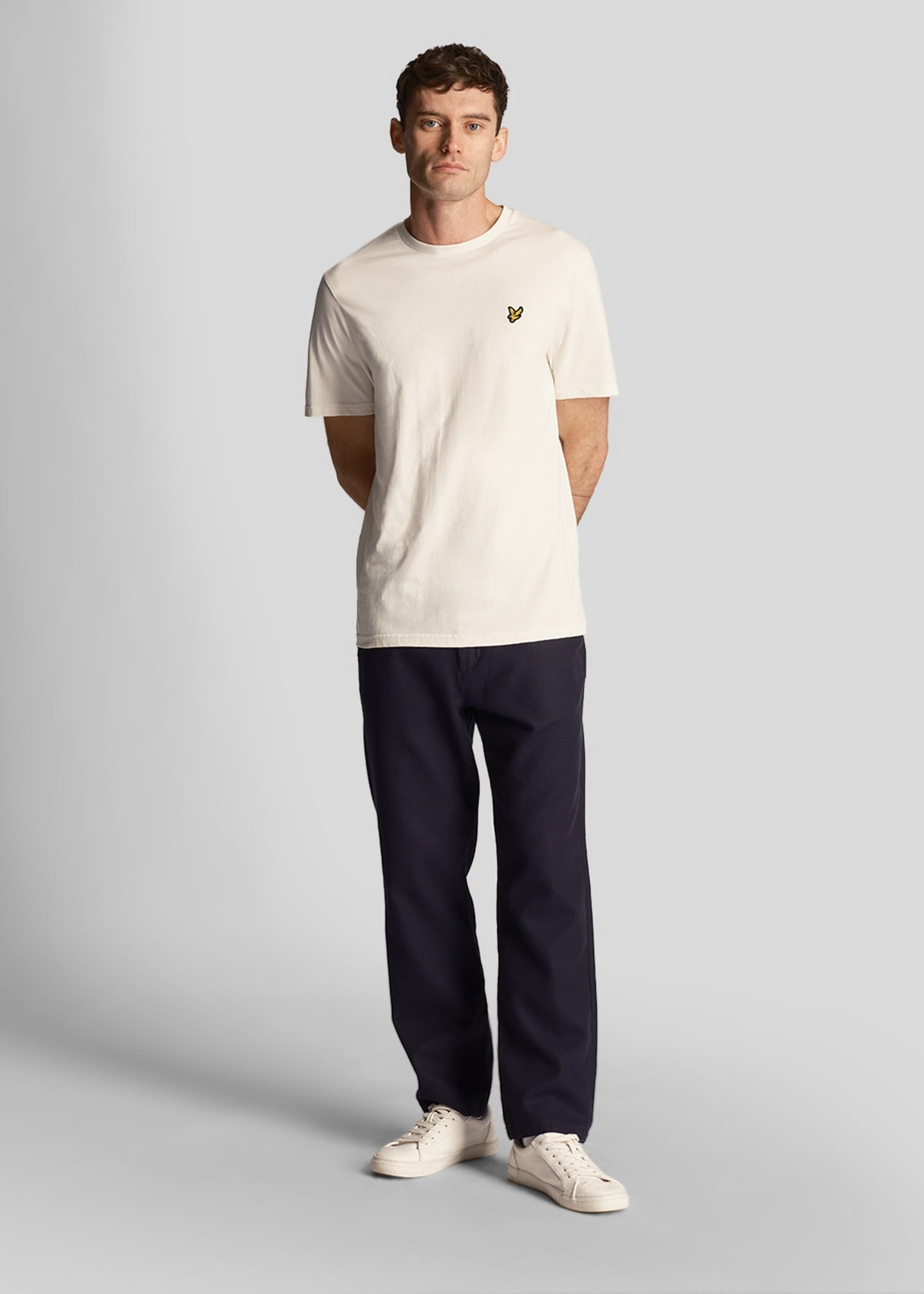 Lyle & Scott T-shirts  Plain t-shirt - chalk 