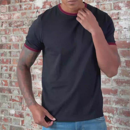 Fred Perry T-shirts Twin tipped t-shirt - black burnt red
