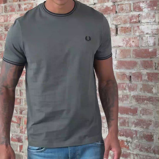 Fred Perry T-shirts Twin tipped t-shirt - Field Green Black
