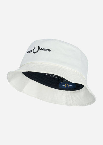 Fred Perry Bucket Hats  Graphic branded twill bucket hat - snow white 