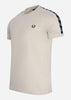 Fred Perry T-shirts  Taped ringer t-shirt - concrete black 