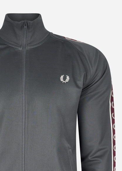 Fred Perry Vesten Seasonal taped track jacket - gunmetal oxblood