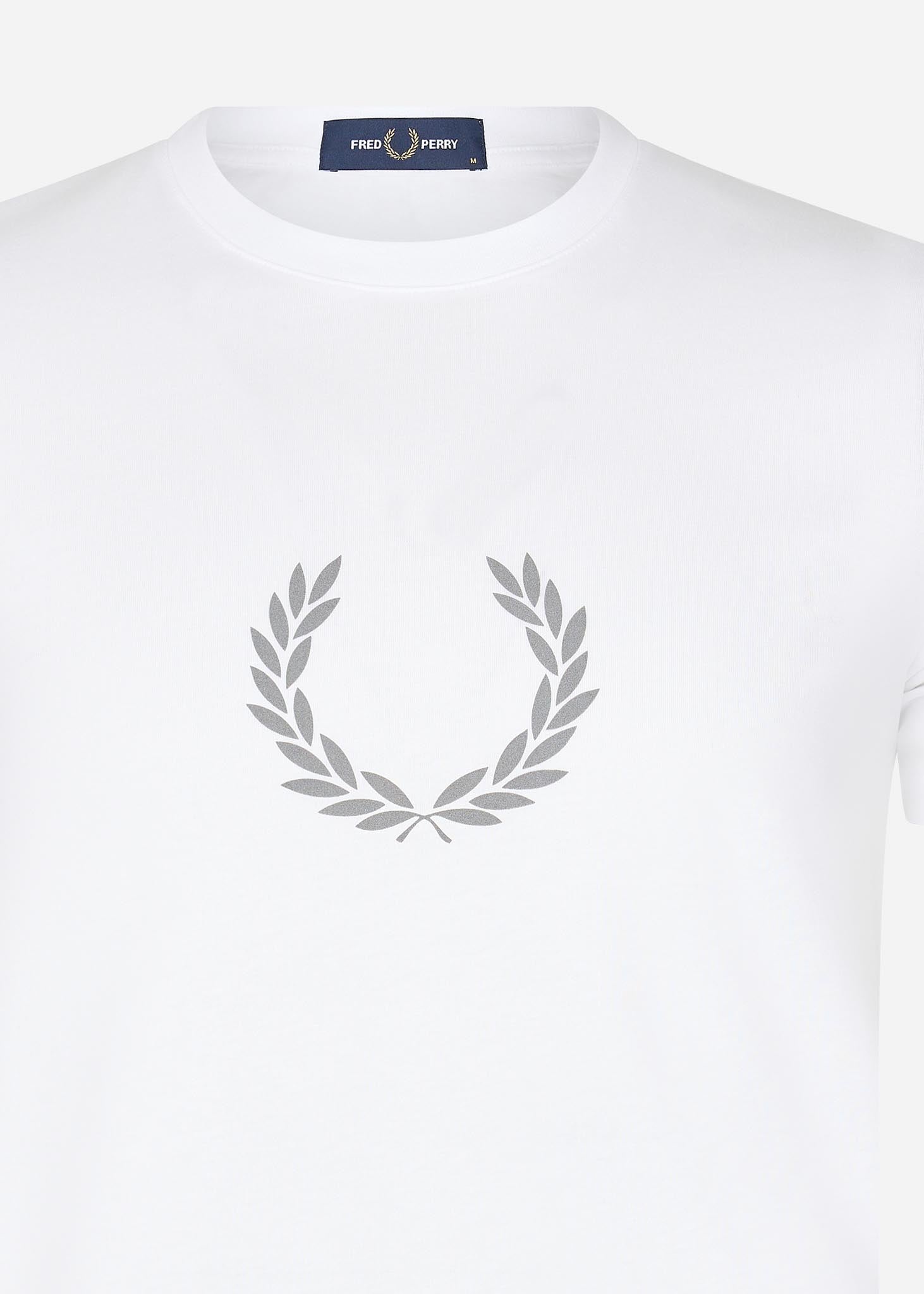 Fred Perry T-shirts  Reflective laurel wreath t-shirt - white 