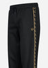 Fred Perry Joggingbroeken  Seasonal taped track pant - black gold 