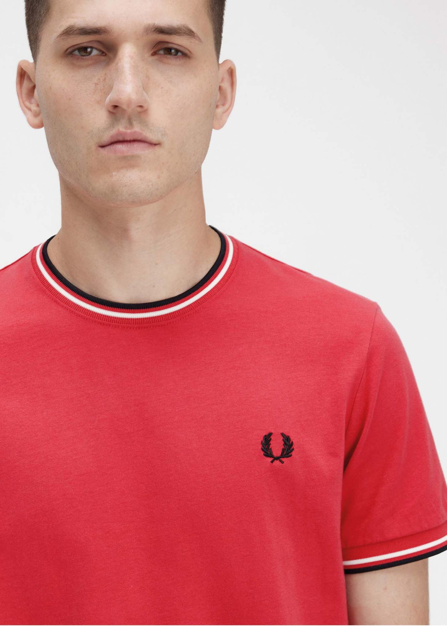 Fred Perry T-shirts  Twin tipped t-shirt - washed red 