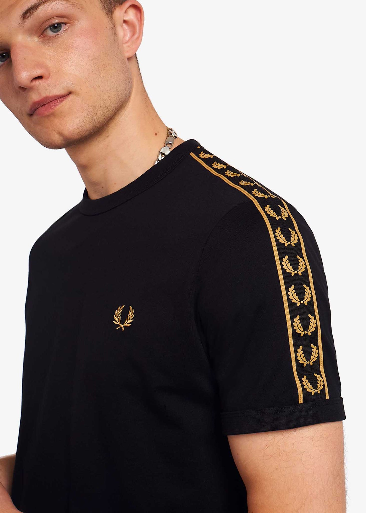Gold taped ringer t-shirt - black