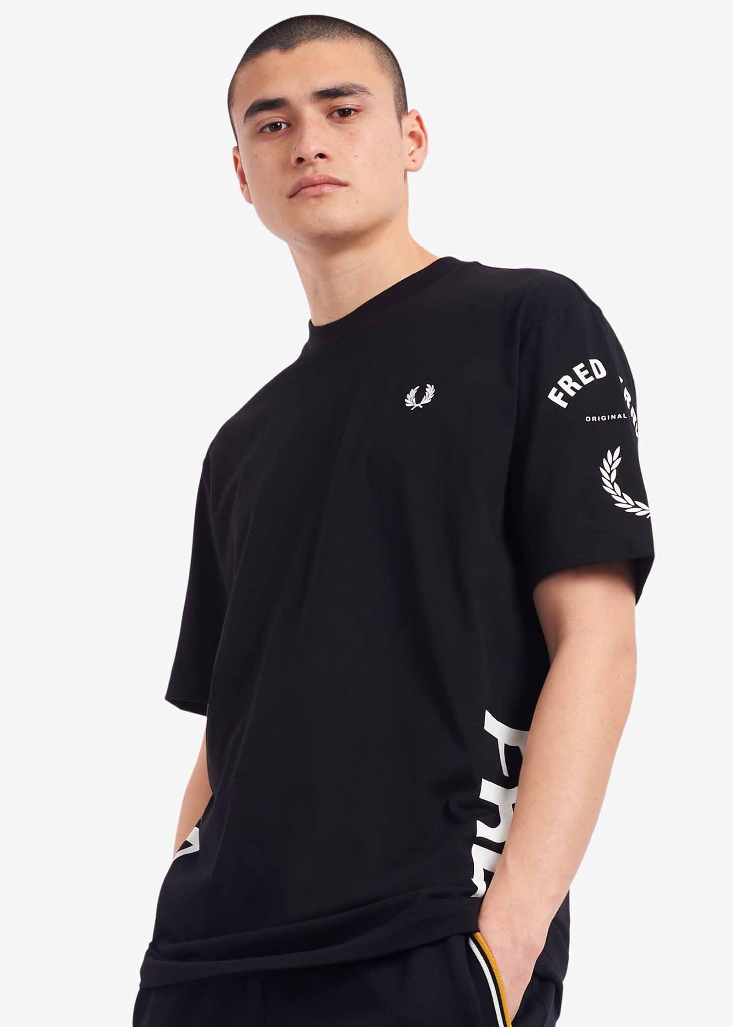 Fred Perry T-shirts  Bold branding t-shirt - black 